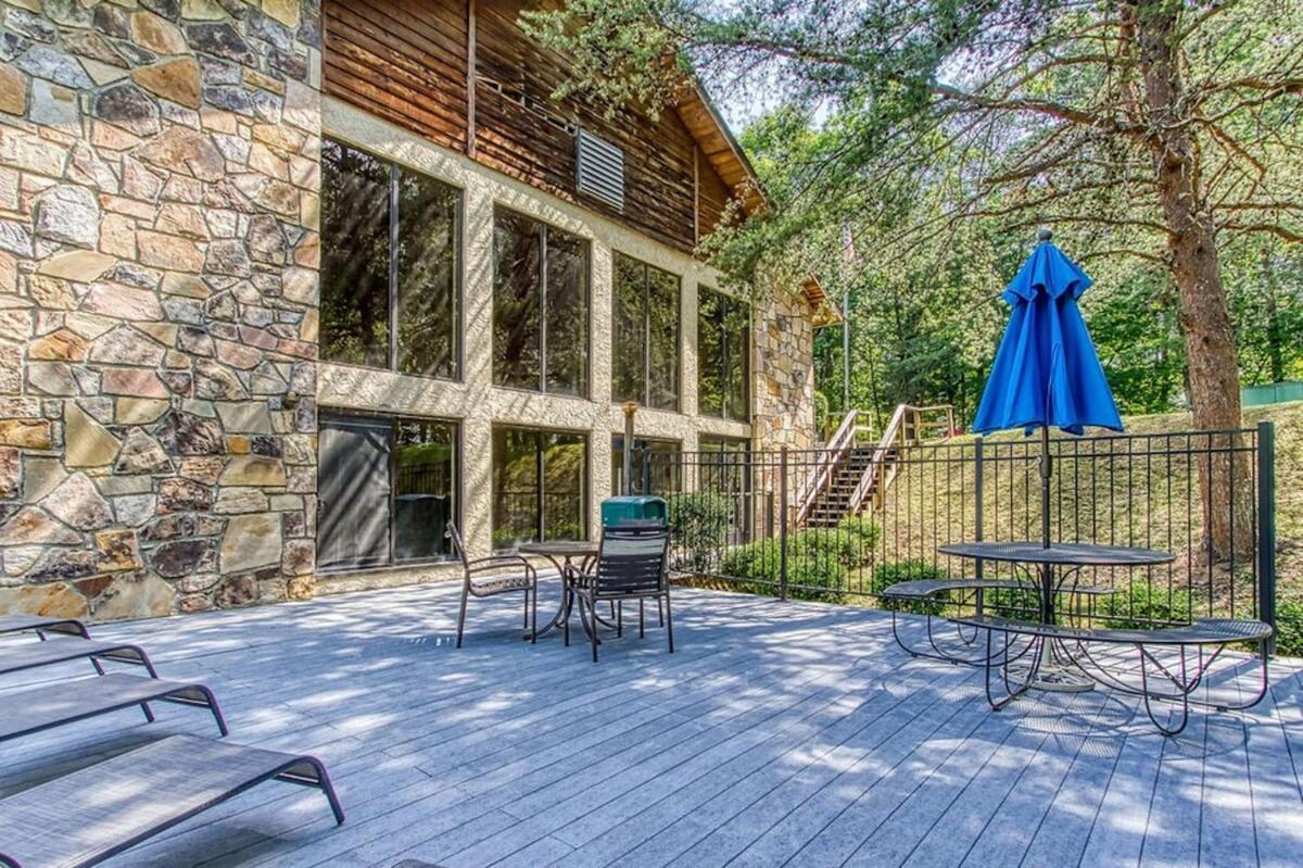 Pinecrest Townhomes-1King-2Queen Unit-Updated Пиджен-Фордж Экстерьер фото