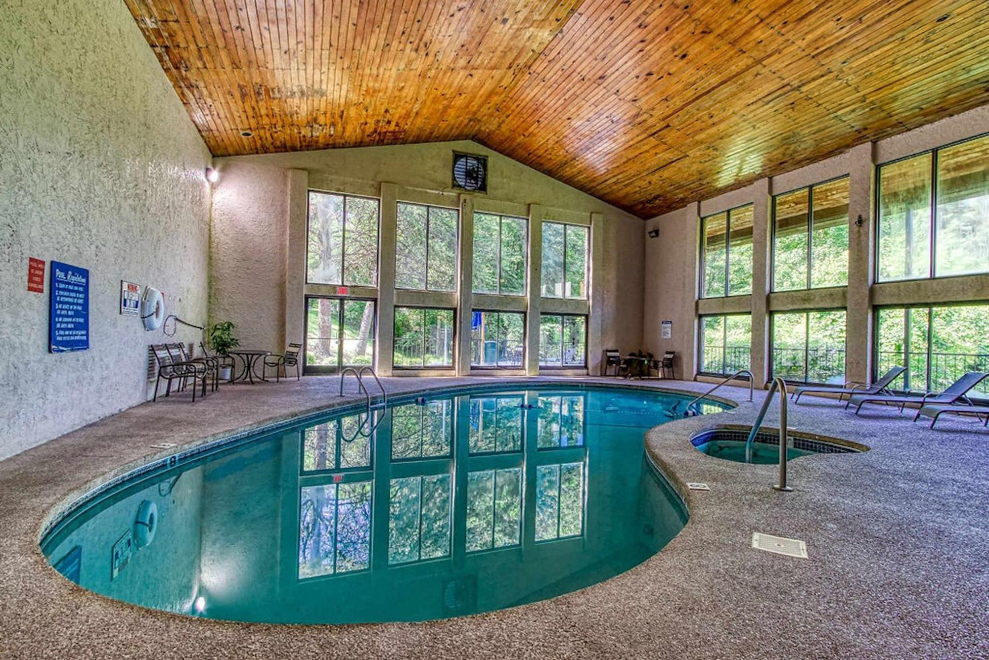 Pinecrest Townhomes-1King-2Queen Unit-Updated Пиджен-Фордж Экстерьер фото